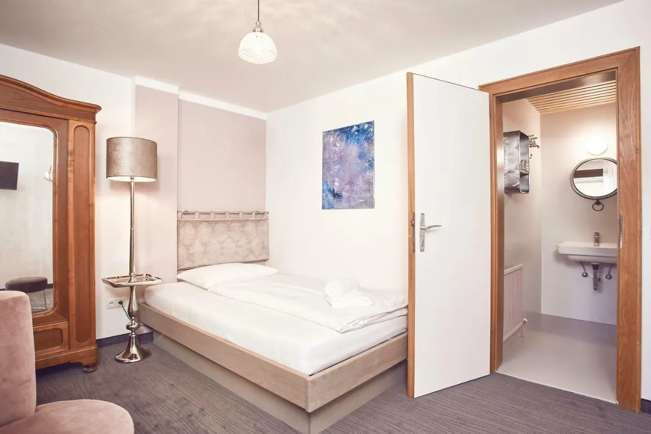 Boutique-Gasthof Ueberfuhr Salzburg